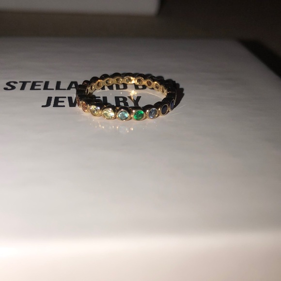 Stella and Bow ring and huggie earring set - Picture 3 of 5